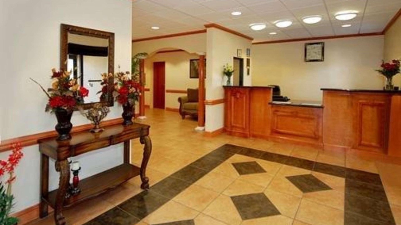 Photo of Livingroom in Chipley