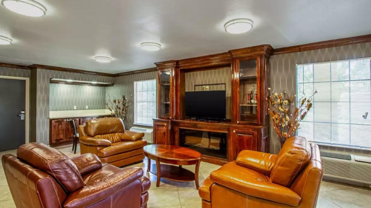 Photo of Livingroom in Greater Belhaven