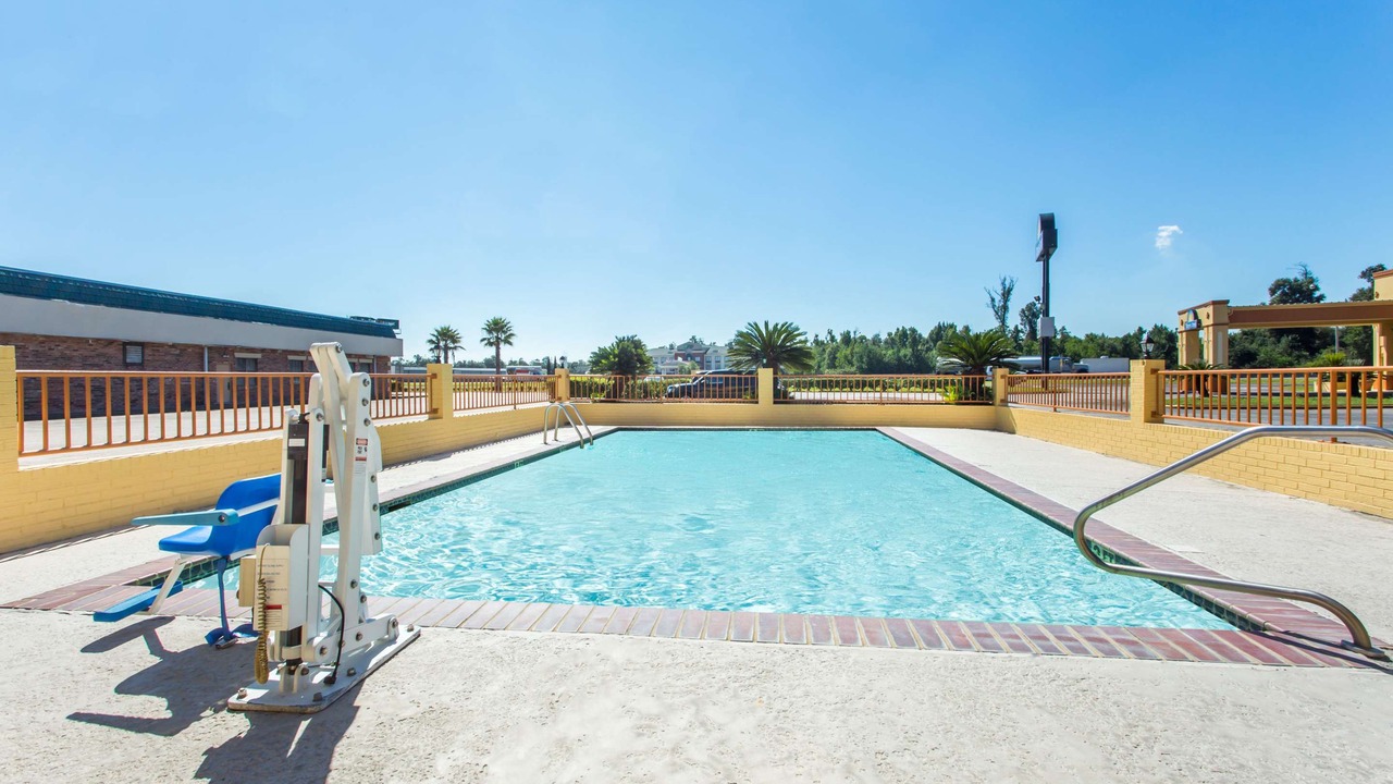 Photo of Outdoor in Orange