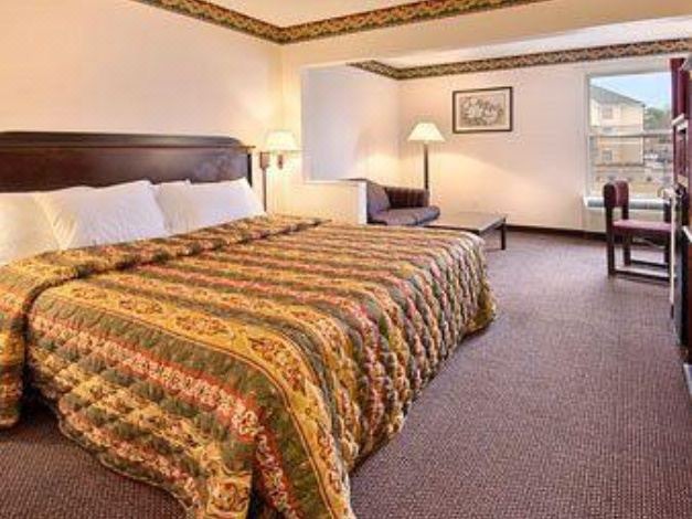 Photo of Bedroom in Tougaloo