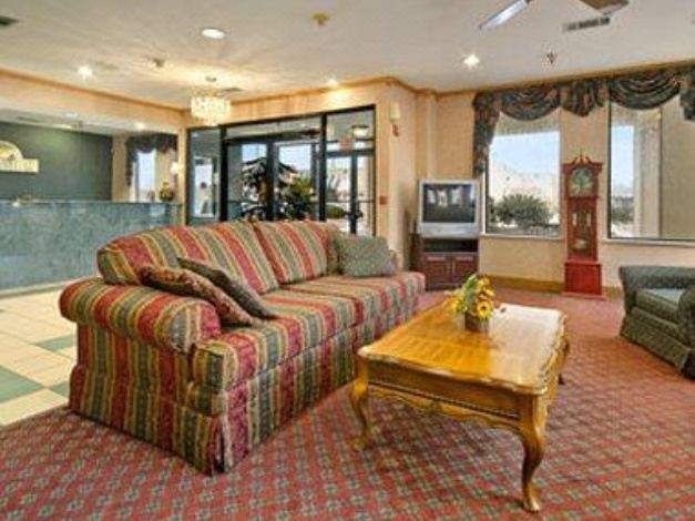 Photo of Livingroom in Denham Springs