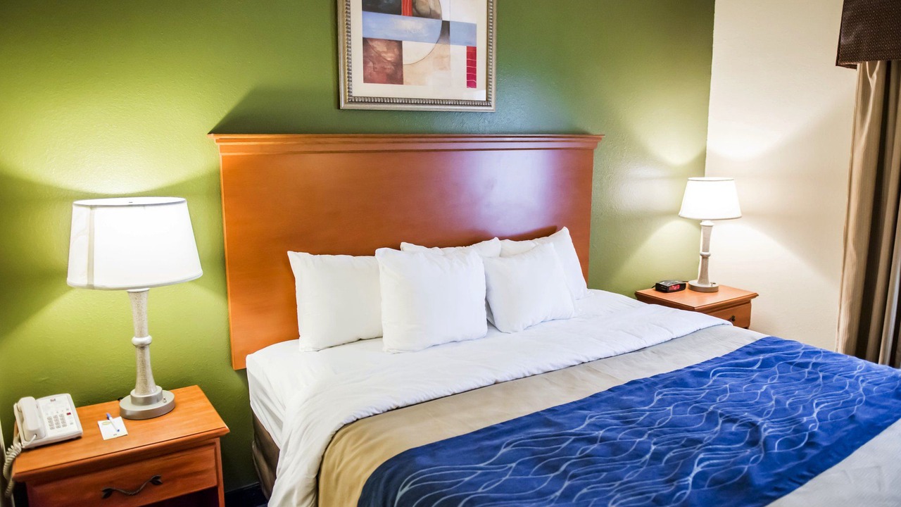 Photo of Bedroom in Chipley