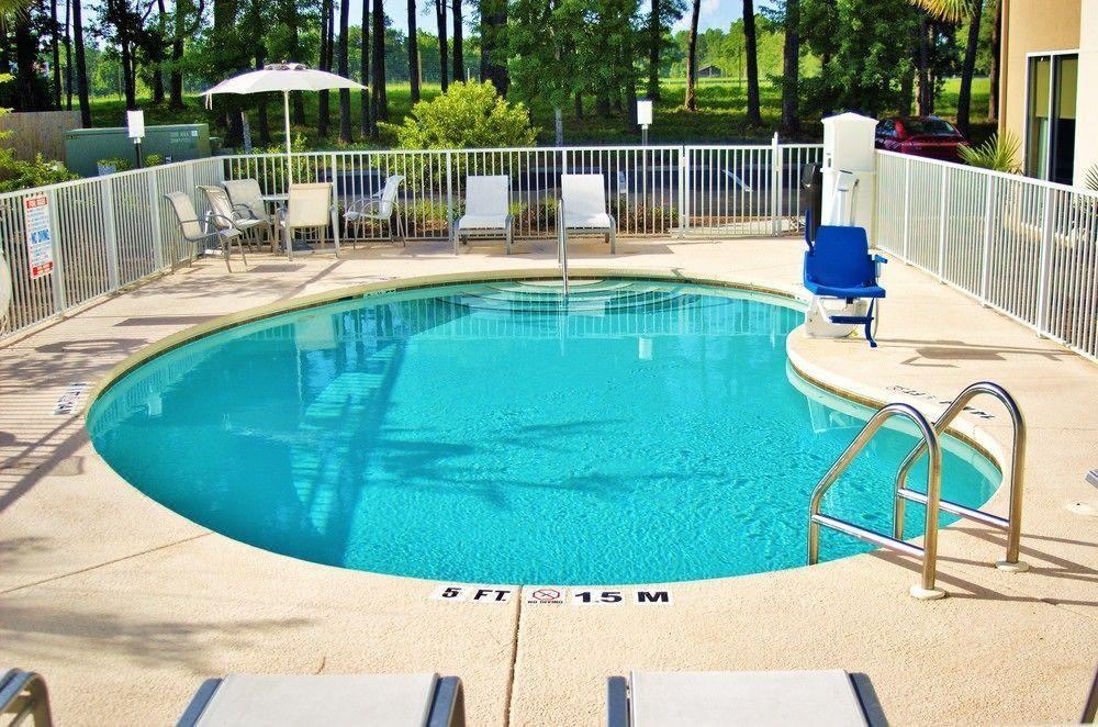 Photo of Outdoor in De Funiak Springs