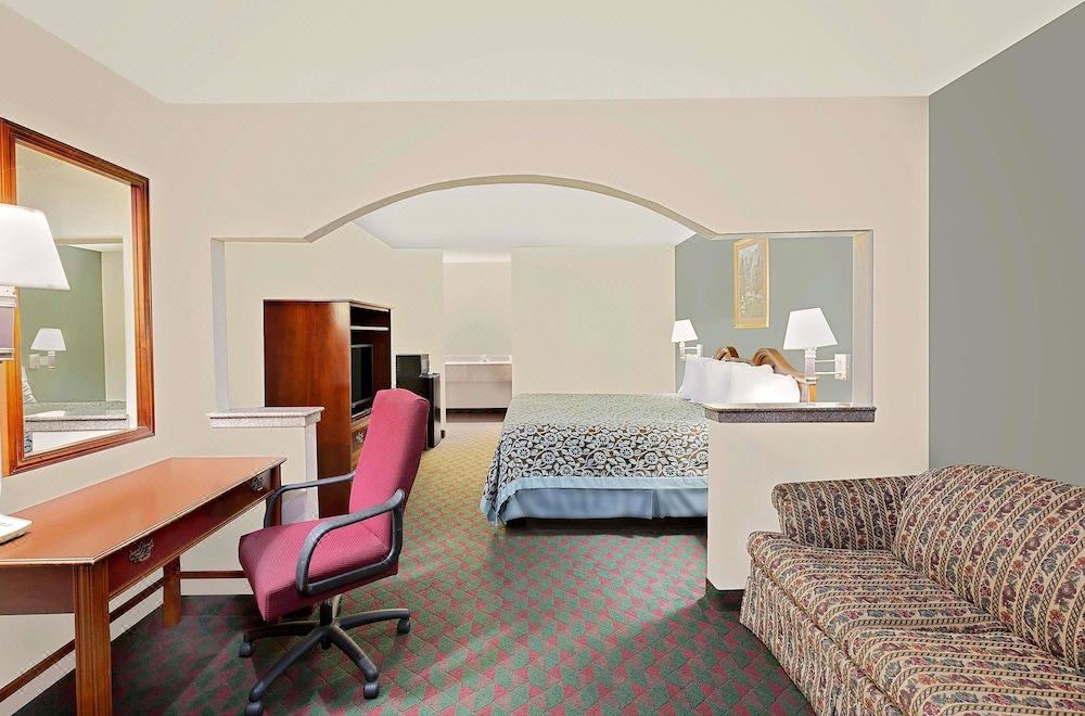 Photo of Livingroom in Opelousas