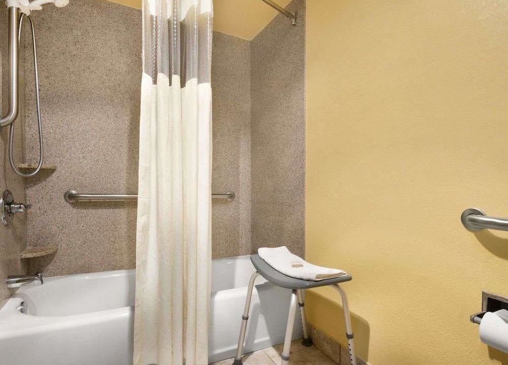 Photo of Bathroom in Mary Esther