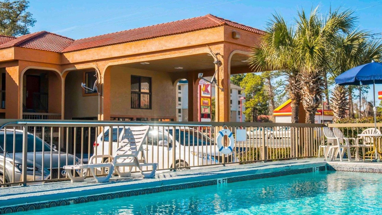Photo of Outdoor in Bay VIew Addition