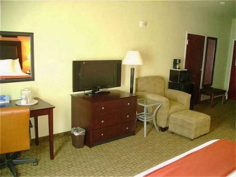 Photo of Livingroom in Alexandria