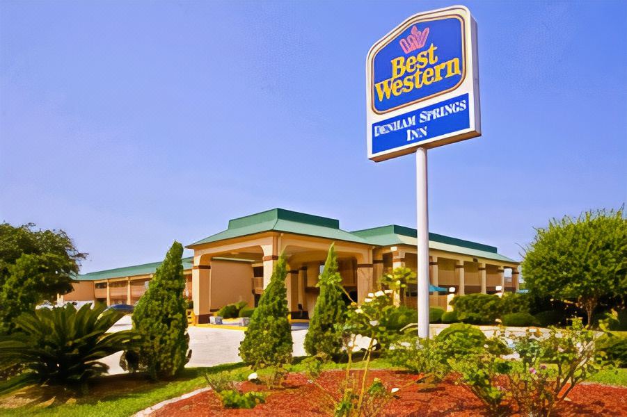 Photo of Buildings in Denham Springs