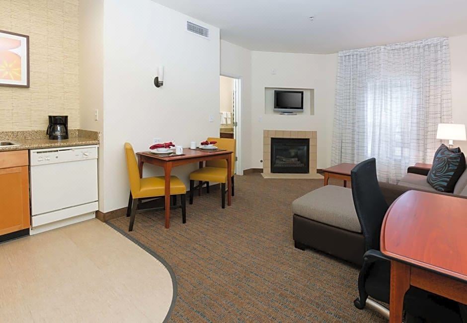 Photo of Livingroom in Mid City South