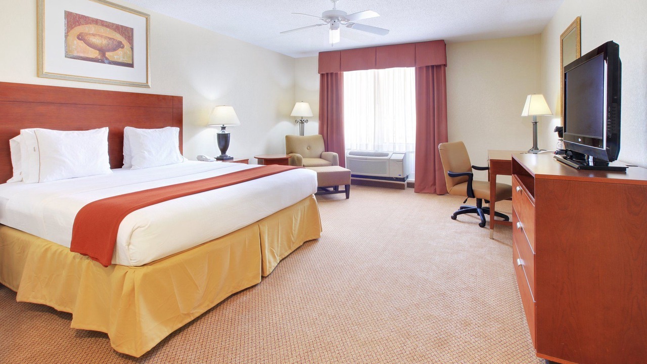 Photo of Bedroom in Canton