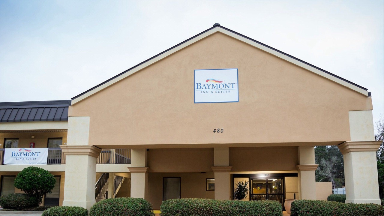 Photo of Buildings in Mary Esther