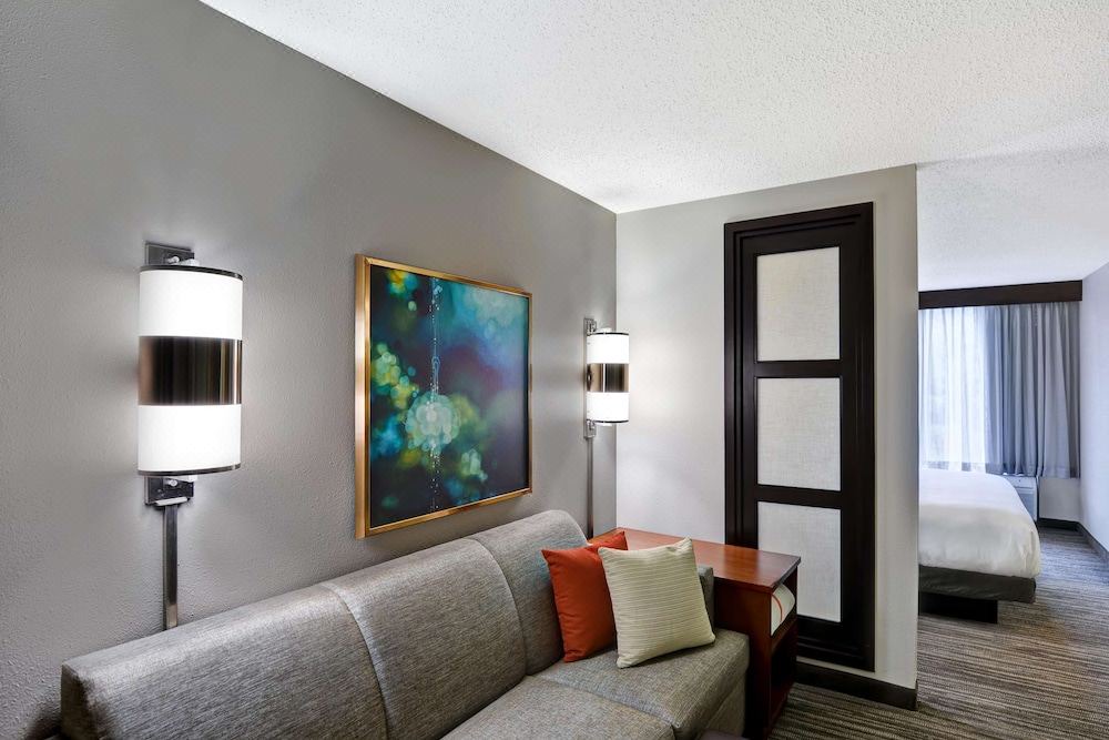 Photo of Livingroom in Hoover