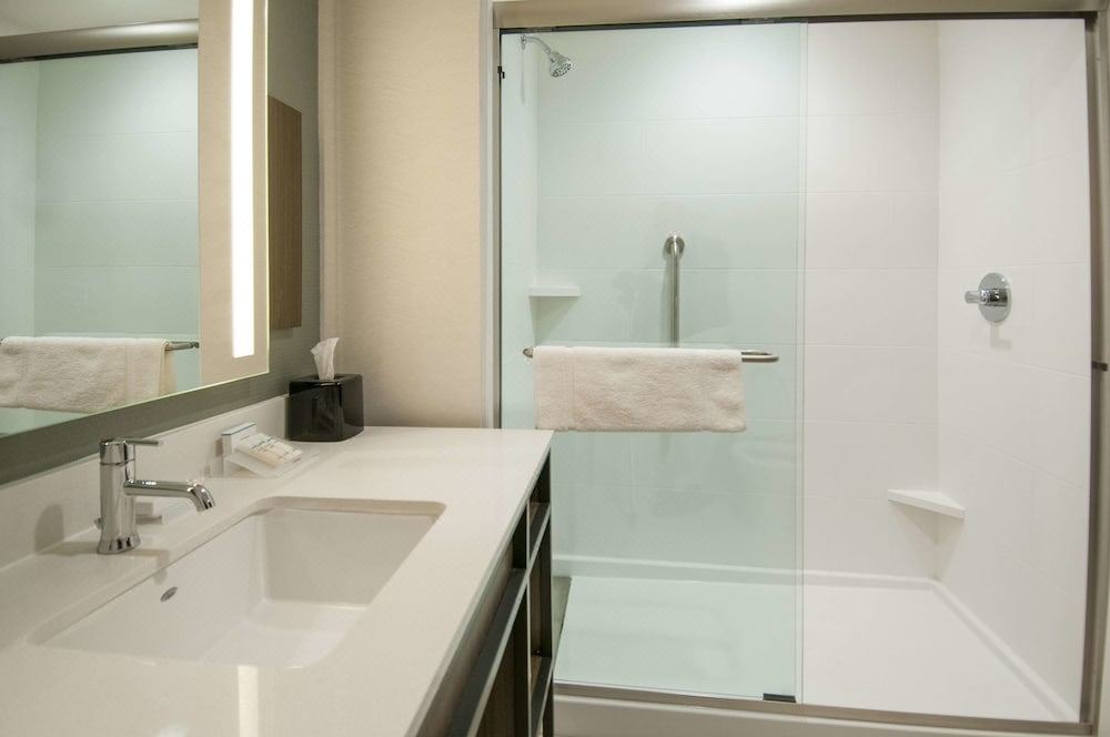 Photo of Bathroom in Clinton