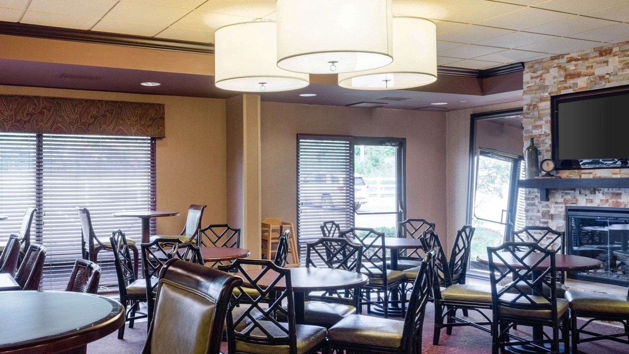 Photo of Livingroom in Starkville