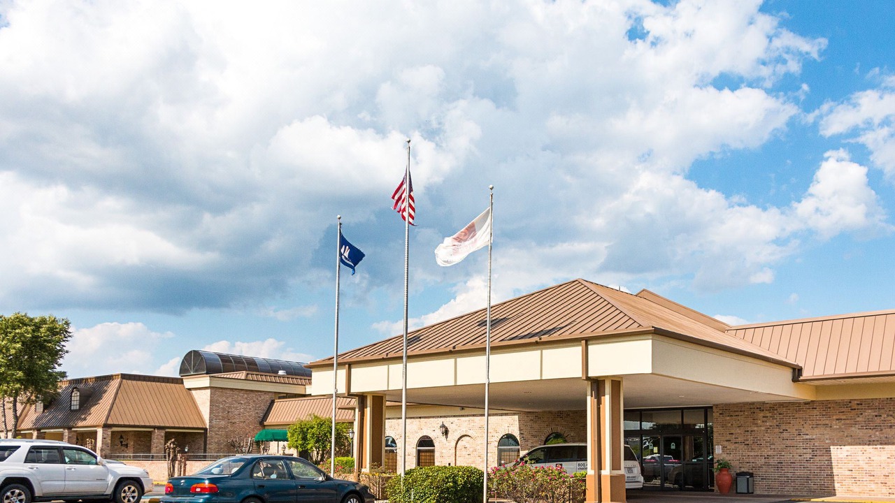 Photo of Buildings in Monroe