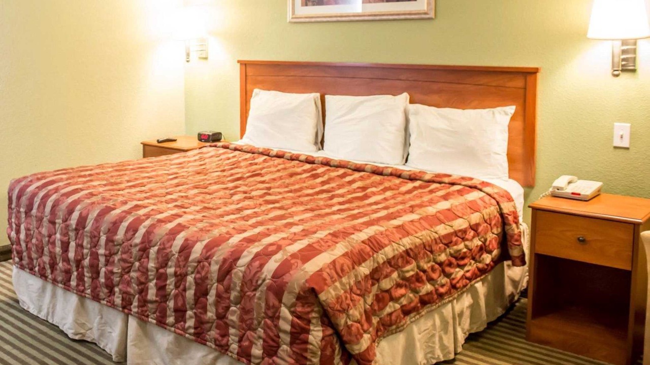 Photo of Bedroom in Bay VIew Addition