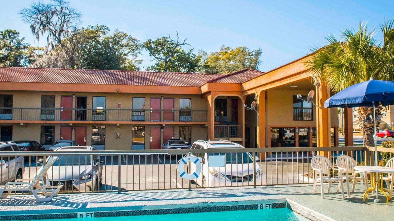 Photo of Outdoor in Bay VIew Addition