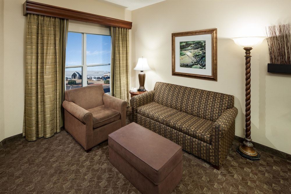 Photo of Livingroom in Tougaloo