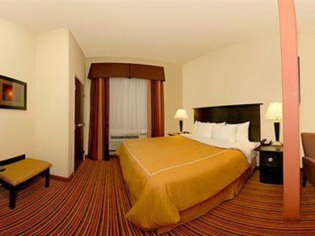 Photo of Bedroom in Alexandria