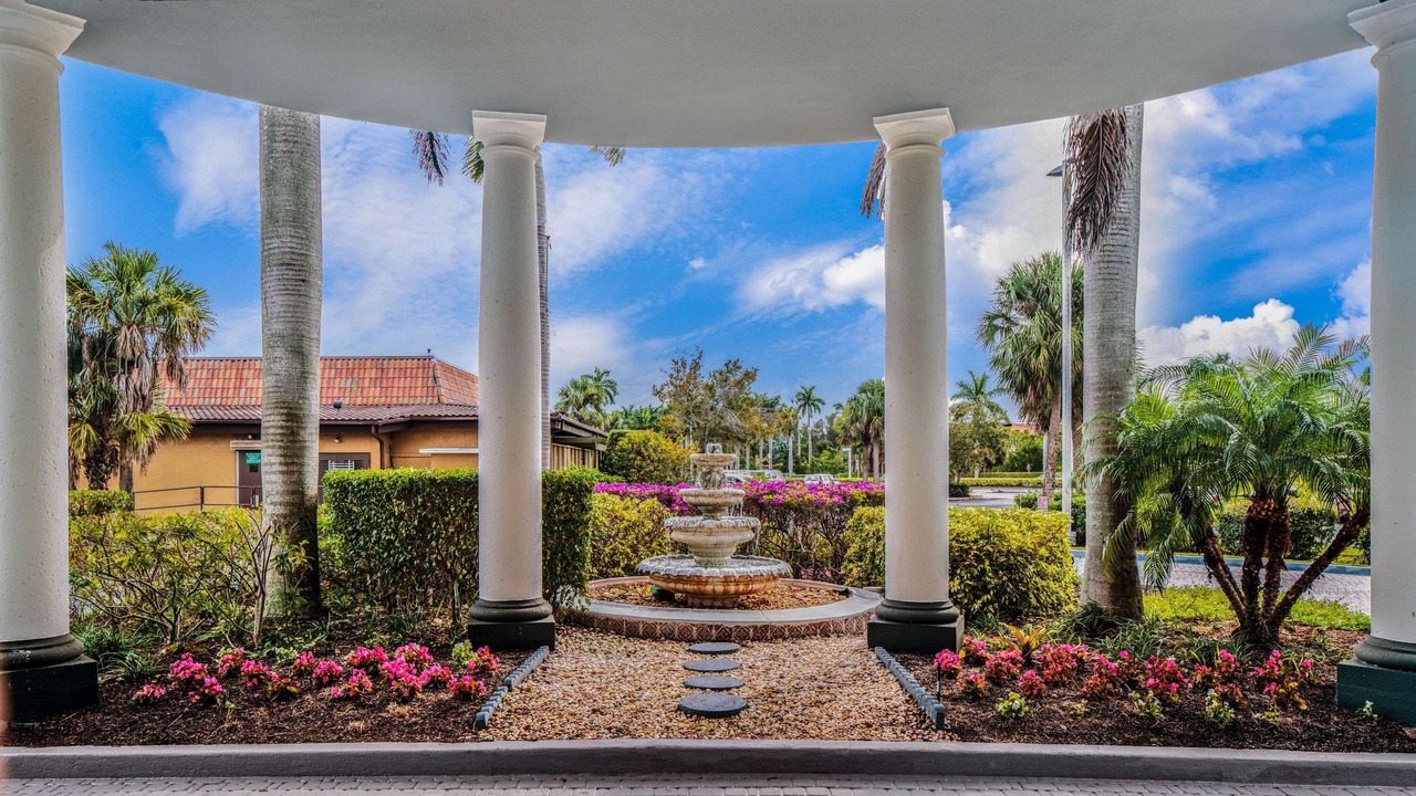 Photo of Patio Balcony in Naples