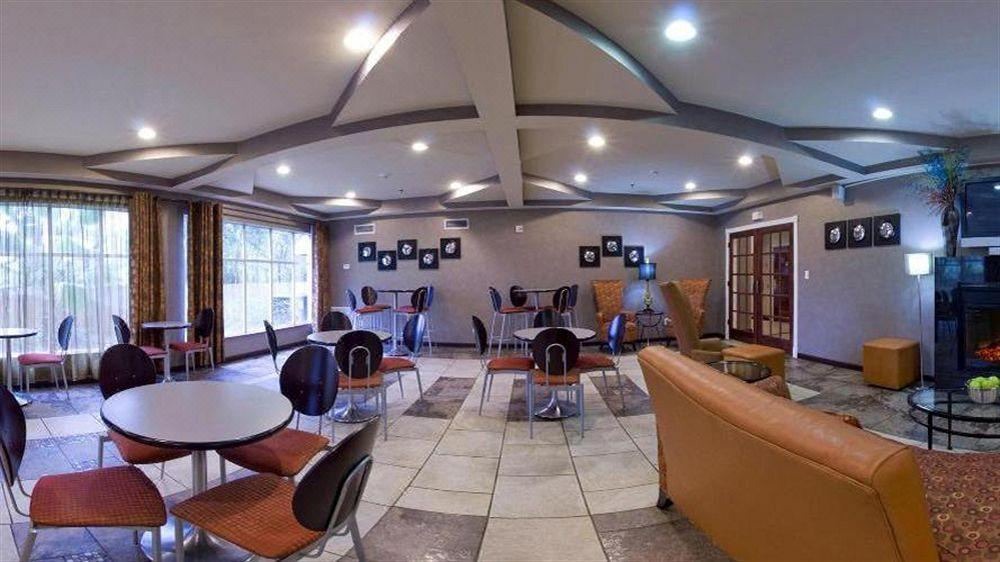 Photo of Livingroom in Alexandria