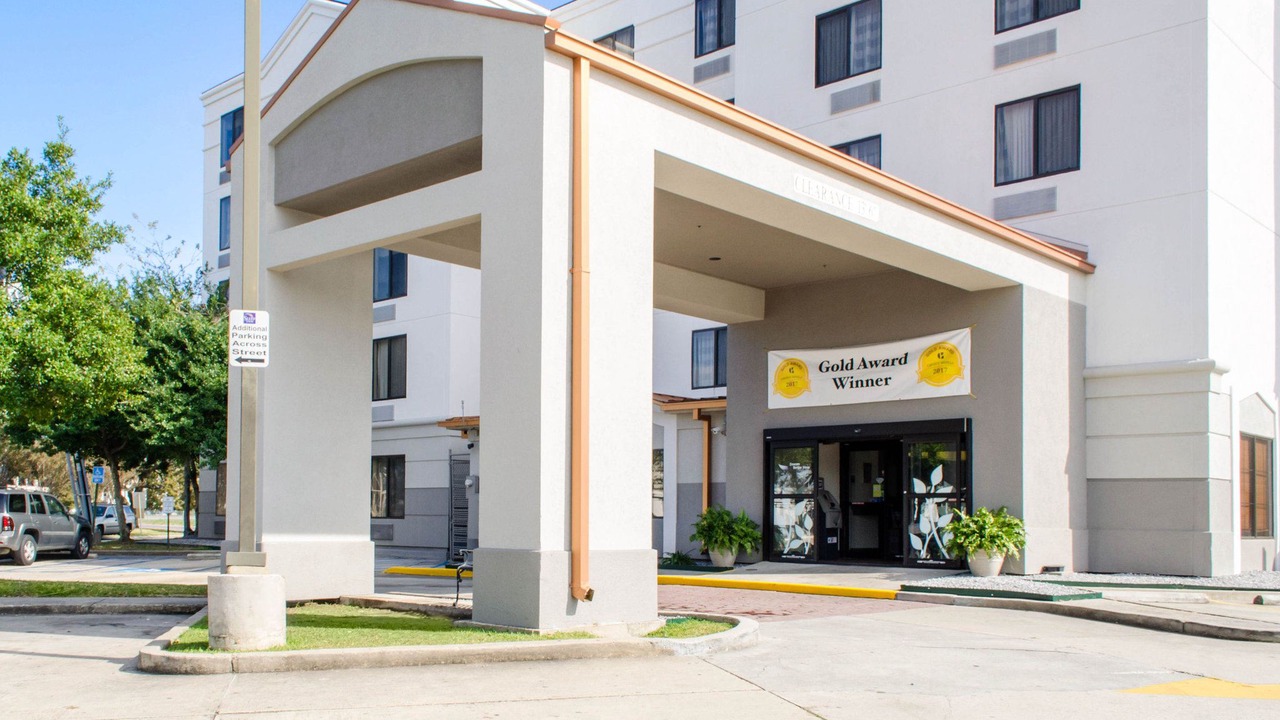 Photo of Buildings in Metairie