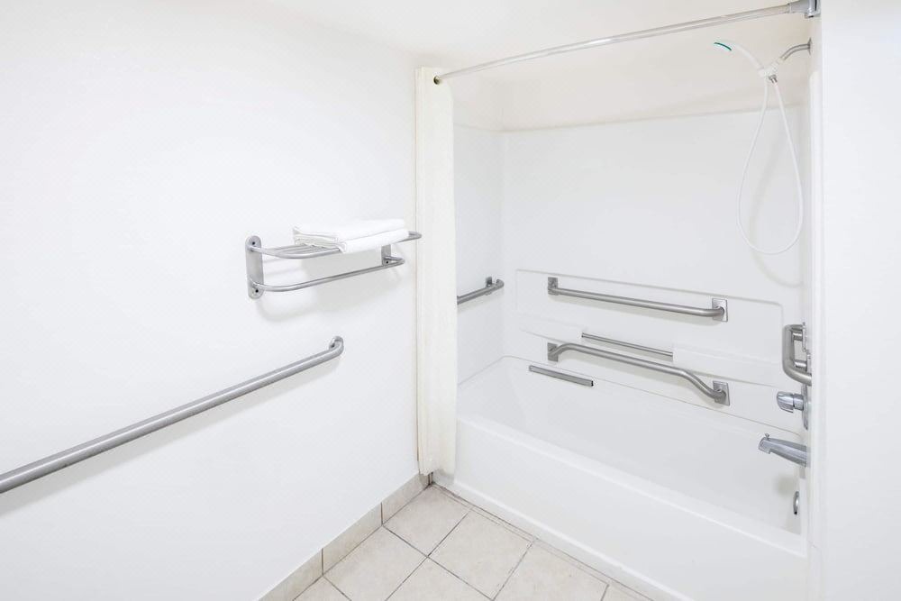 Photo of Bathroom in Vicksburg