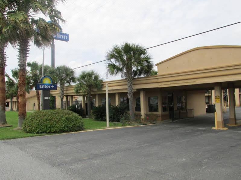 Photo of Buildings in Lake Charles