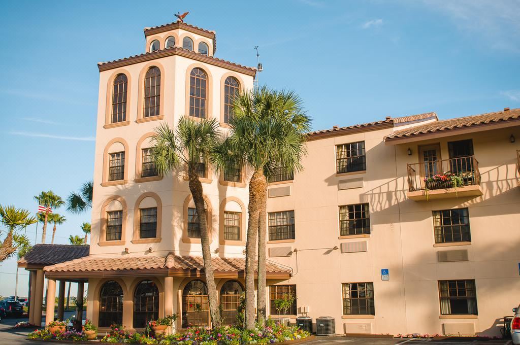 Photo of Buildings in Sebring