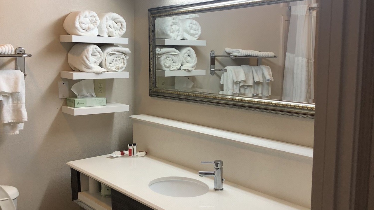 Photo of Bathroom in Laurel