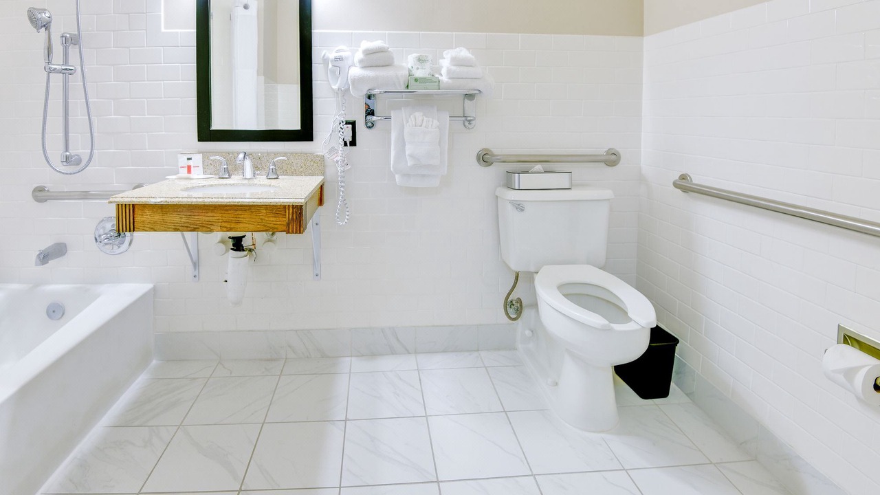 Photo of Bathroom in Metairie