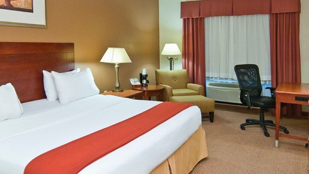 Photo of Bedroom in Canton