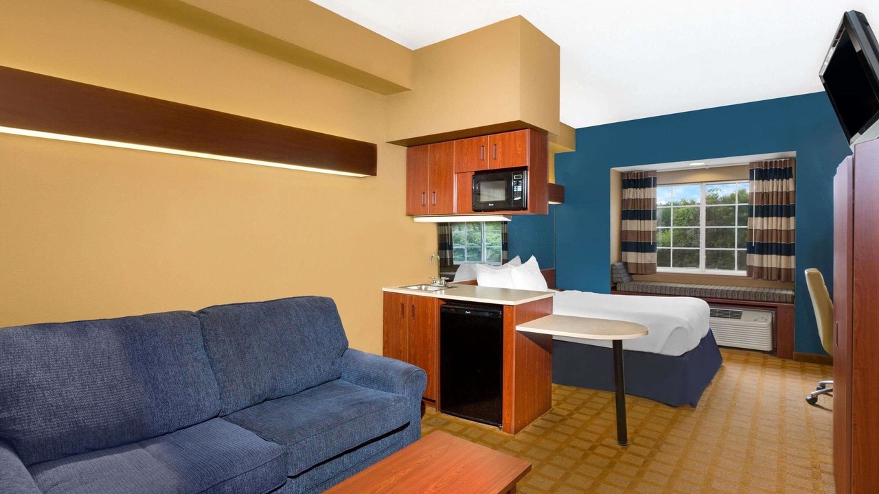 Photo of Livingroom in Starkville