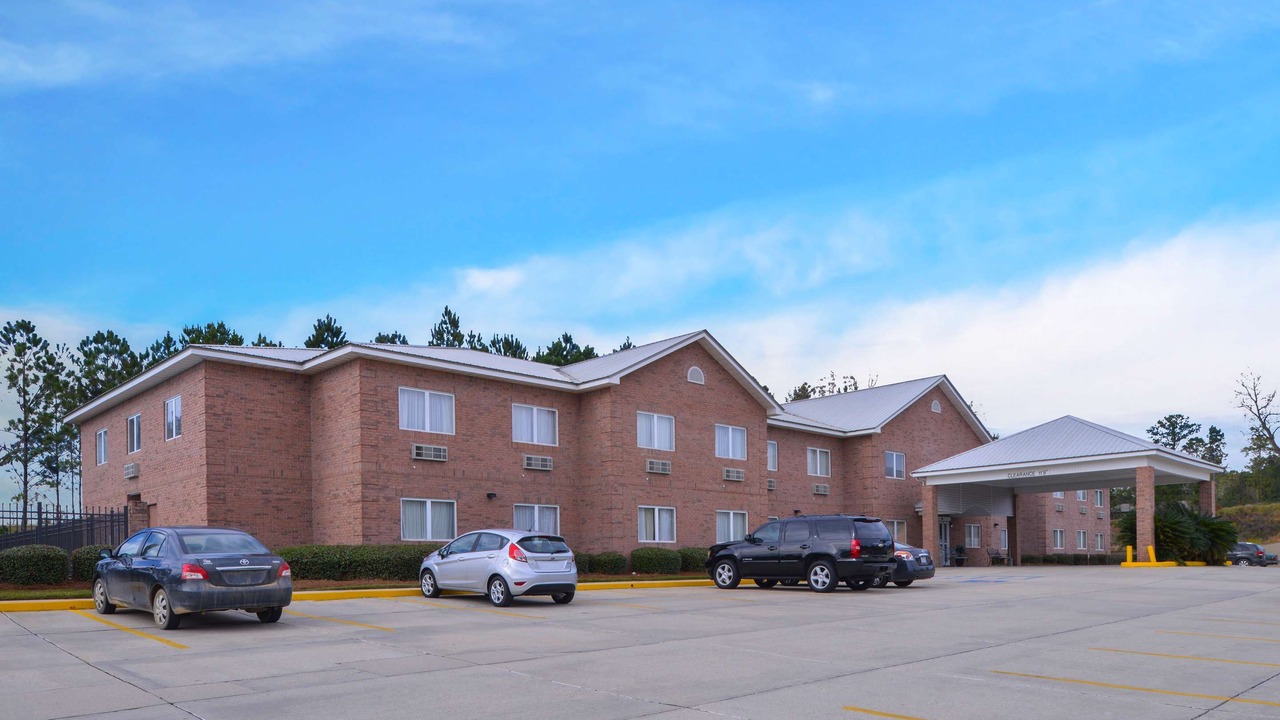 Photo of Buildings in Wiggins