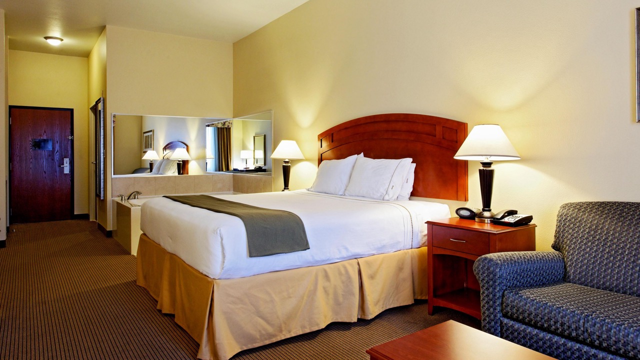 Photo of Bedroom in Burleson
