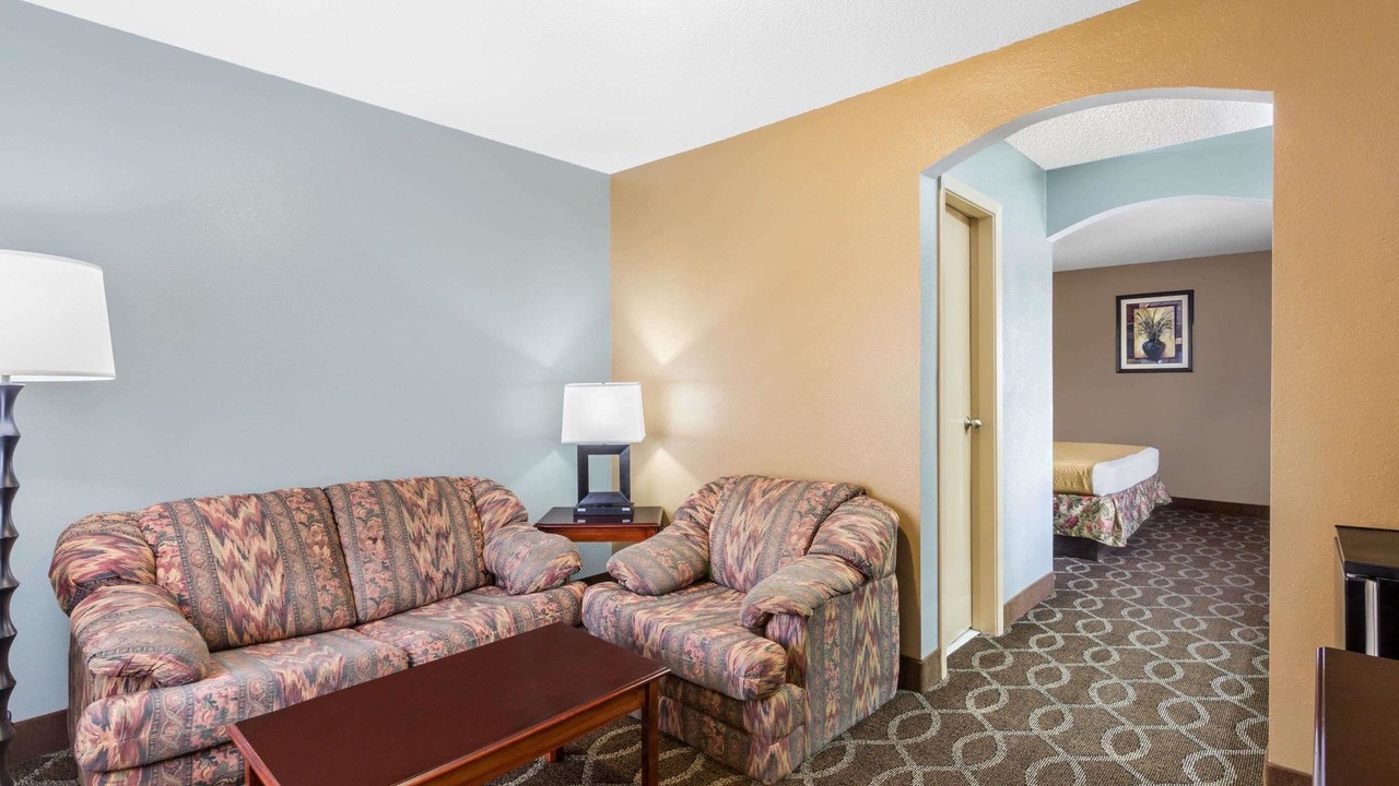 Photo of Livingroom in Tillmans Corner