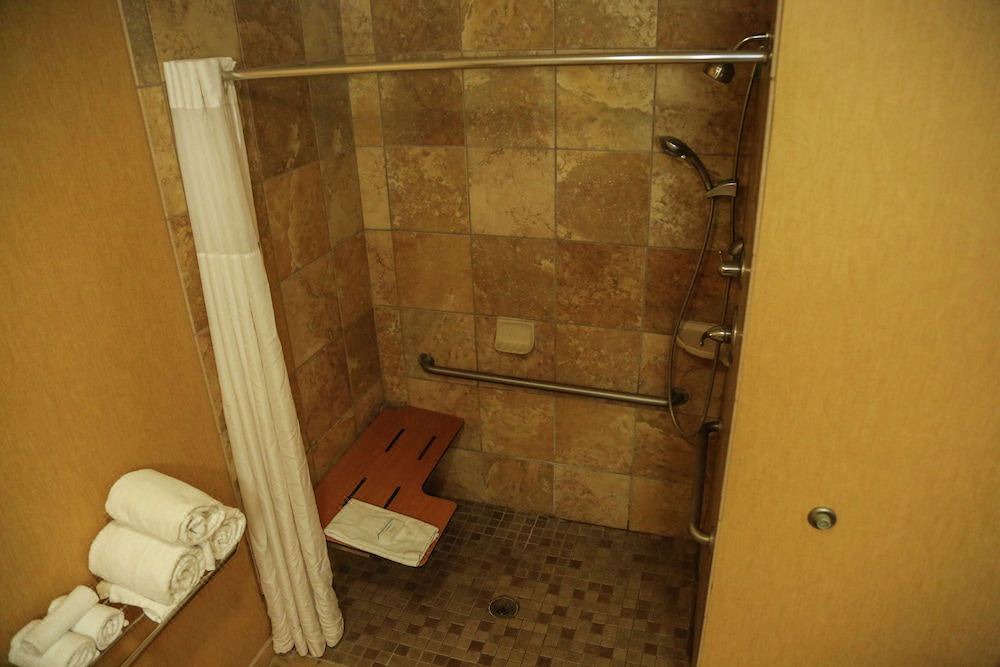 Photo of Bathroom in McComb