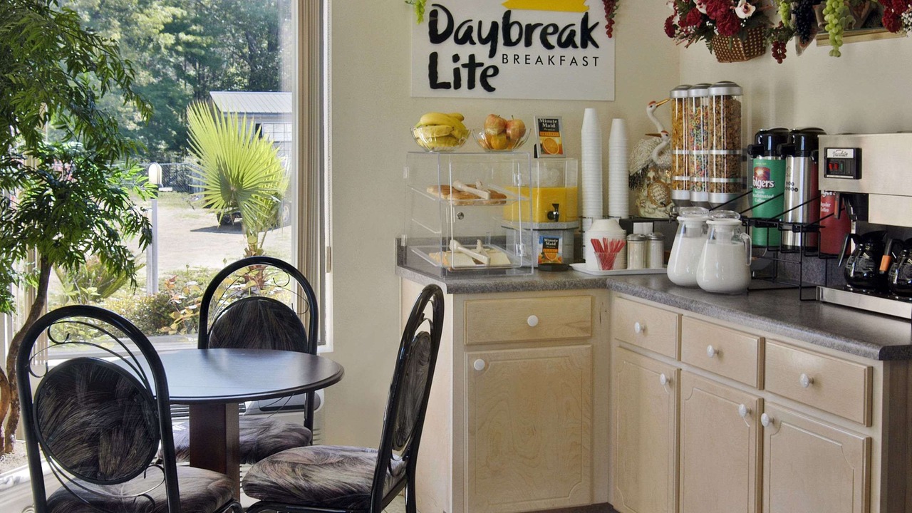 Photo of Kitchen in Chipley