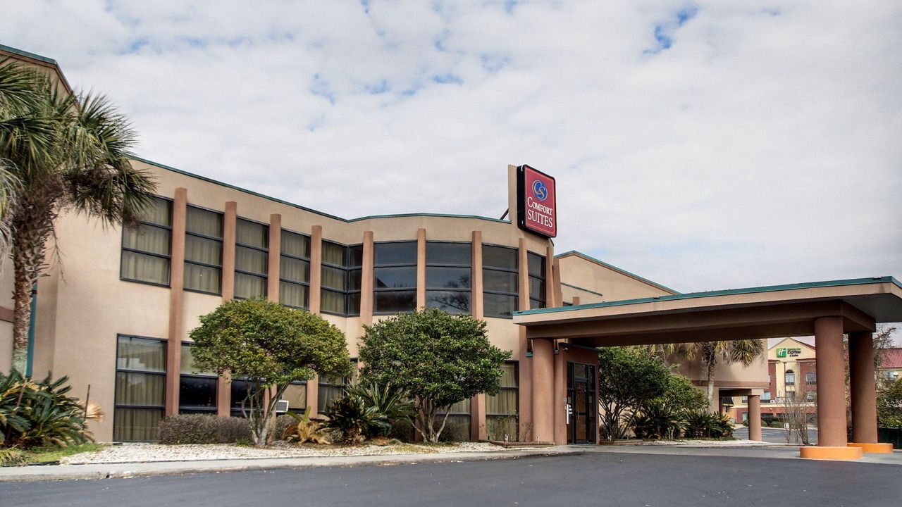Photo of Buildings in Laurel