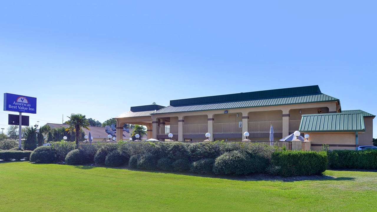 Photo of Buildings in Denham Springs