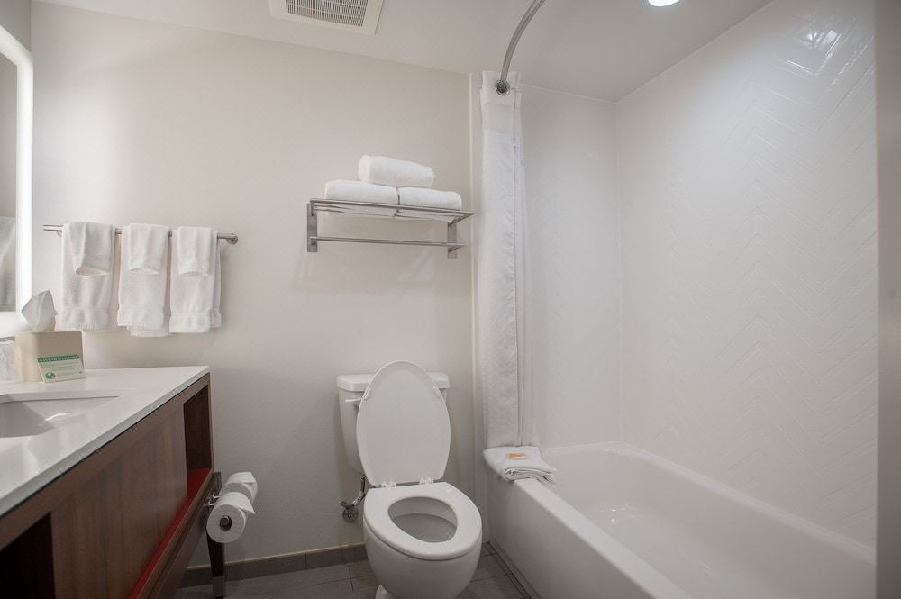 Photo of Bathroom in Ferry Pass