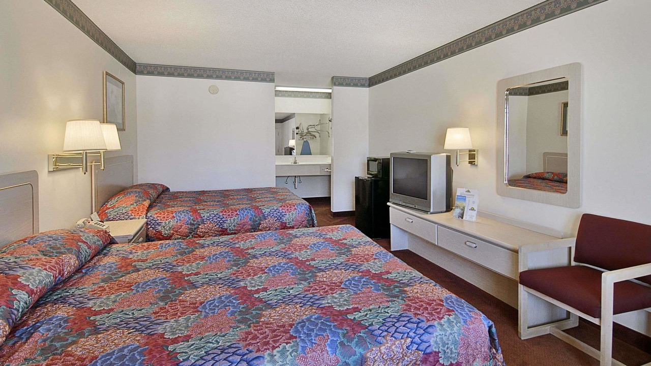 Photo of Bedroom in Chipley