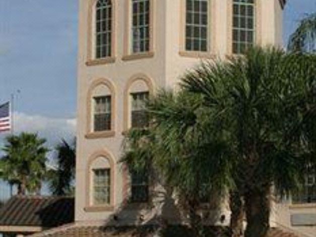 Photo of Buildings in Sebring