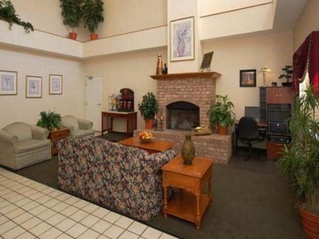 Photo of Livingroom in Longview