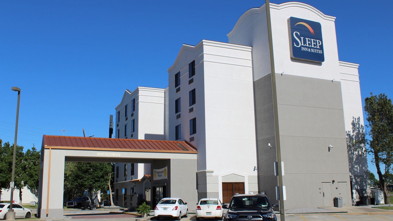 Photo of Buildings in Metairie