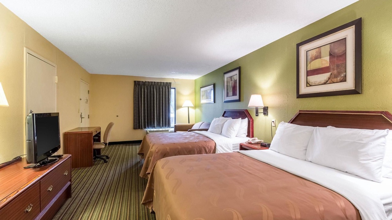 Photo of Bedroom in Alexandria