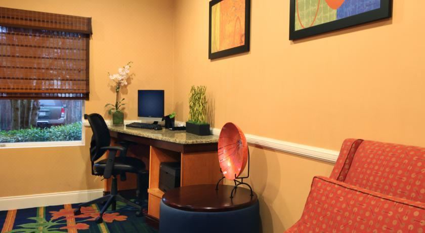 Photo of Livingroom in Lafayette