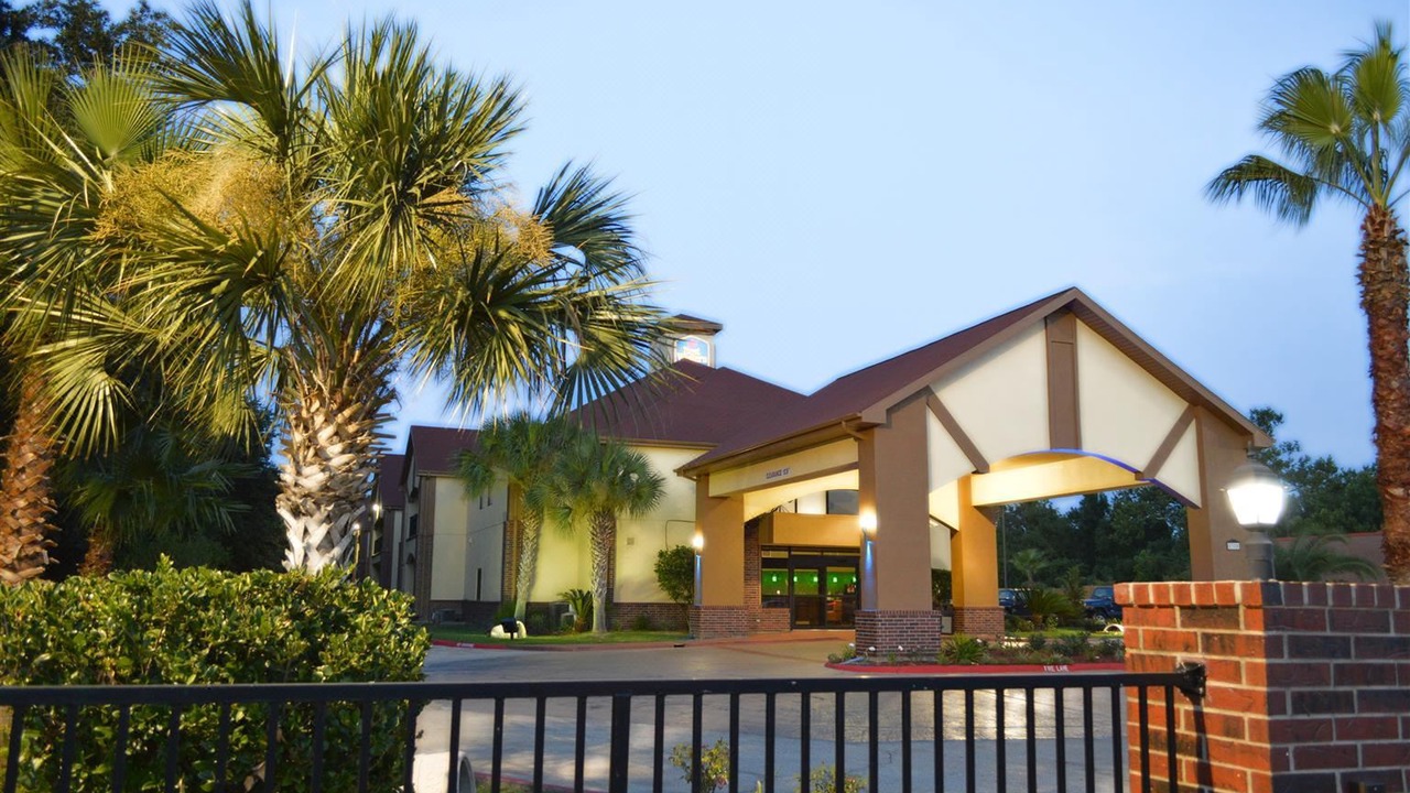 Photo of Buildings in Lake Charles