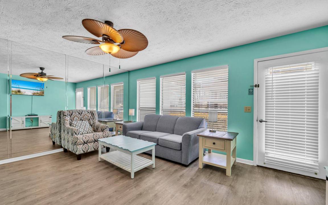 Photo of Livingroom in West Panama City Beach
