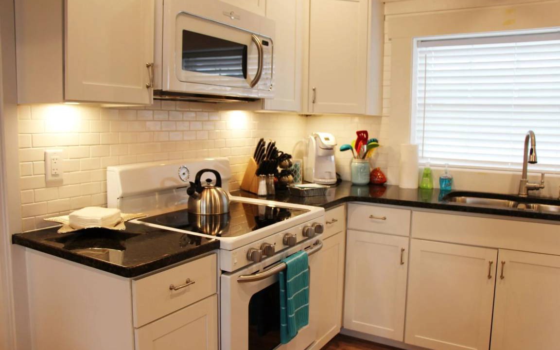 Photo of Kitchen in Laguna Beach Estates